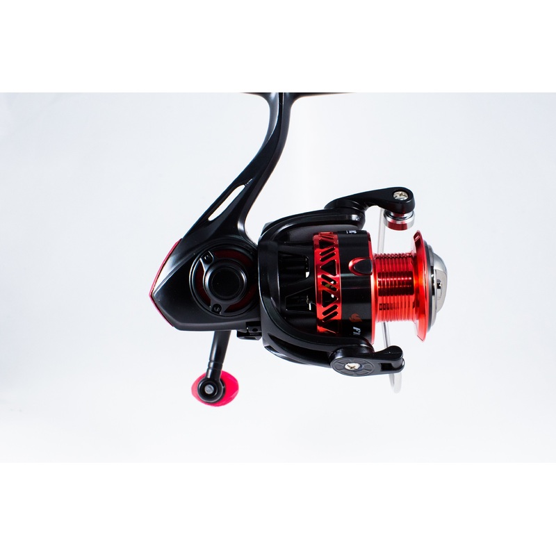 Favorite Fishing PBF Fire Stick Spinning Reel 3000 5.2:1 Red/Black FS3000